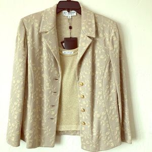 St. John Evening gold knit blazer